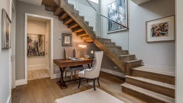 Modern Staircase Landing Ideas to Elevate Your Home Decor